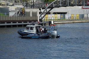 policyjny piknik na Wyspie Młyńskiej