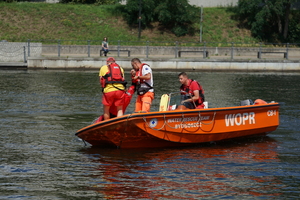 policyjny piknik na Wyspie Młyńskiej