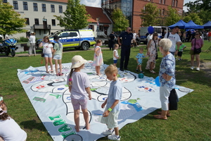 policyjny piknik na Wyspie Młyńskiej