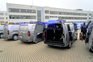 Uroczyste przekazanie pojazdów służbowych