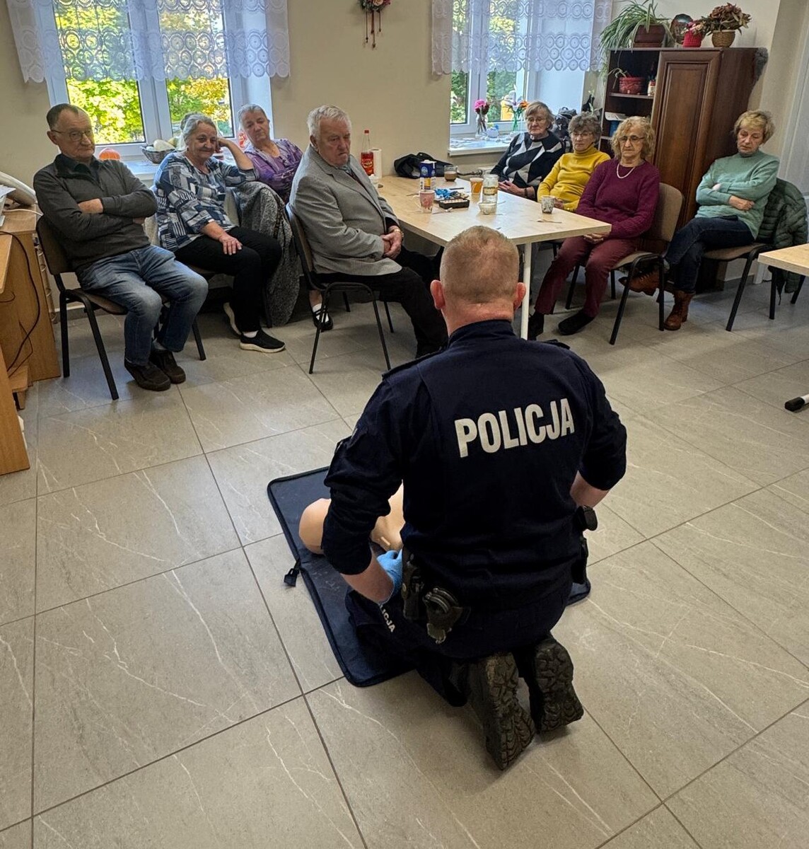 Szkolenia z pierwszej pomocy dla seniorów w gminie Płużnica